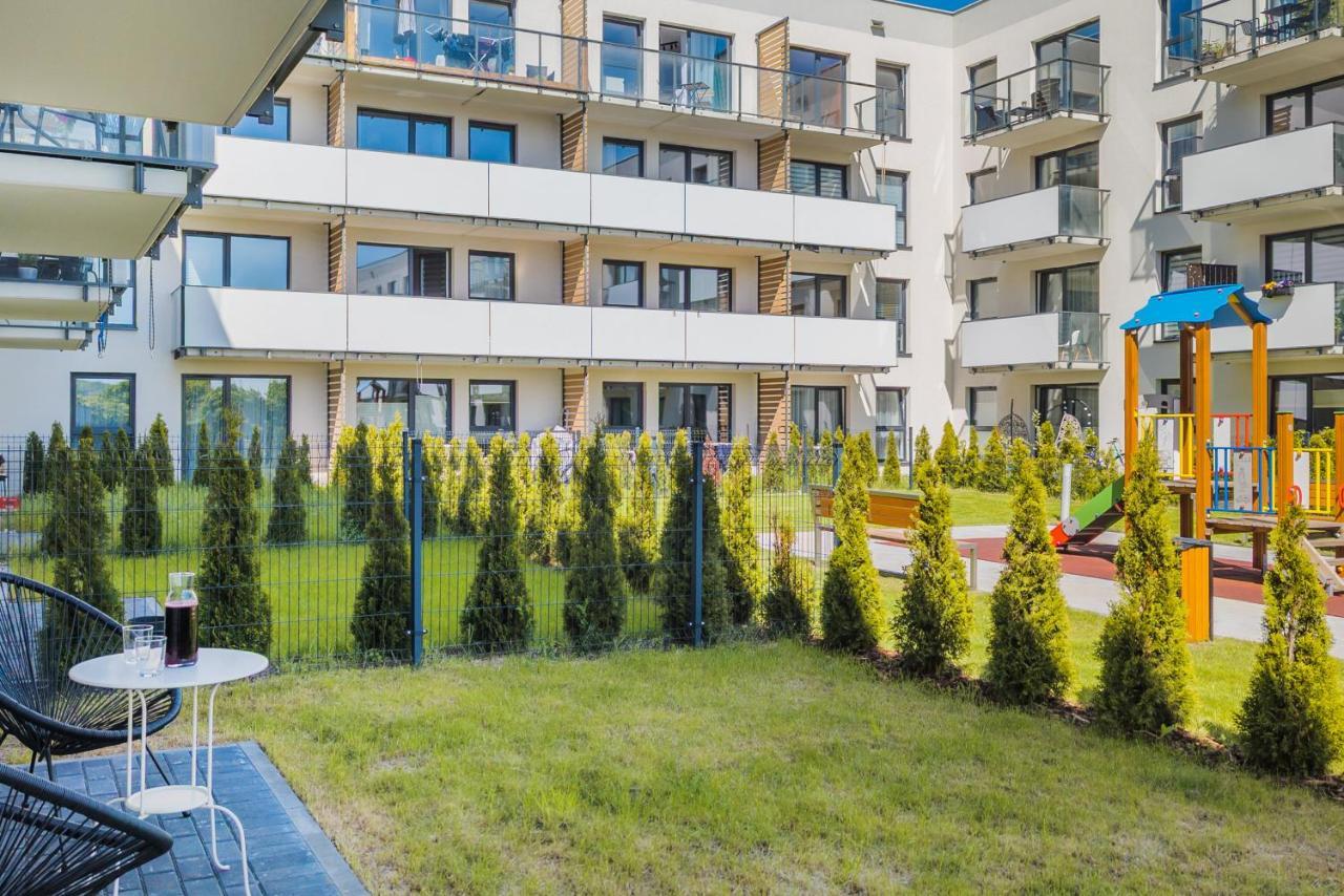 Gdynia Nasypowa Apartments With Parking By Noclegi Renters Exteriör bild